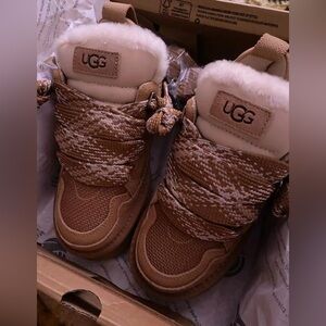 Women Ugg sneakers